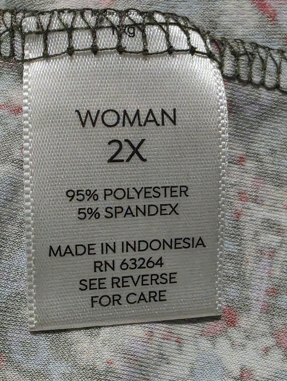 Westport Women's  Floral Knit Top in Light Green with Pink Accents Size US/2X - Picture 11 of 11